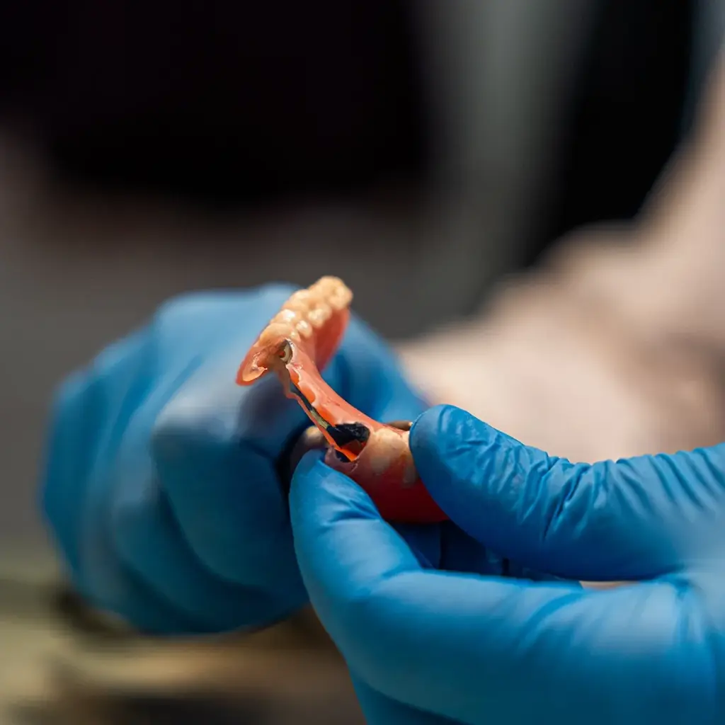 Denture clinic laboratory