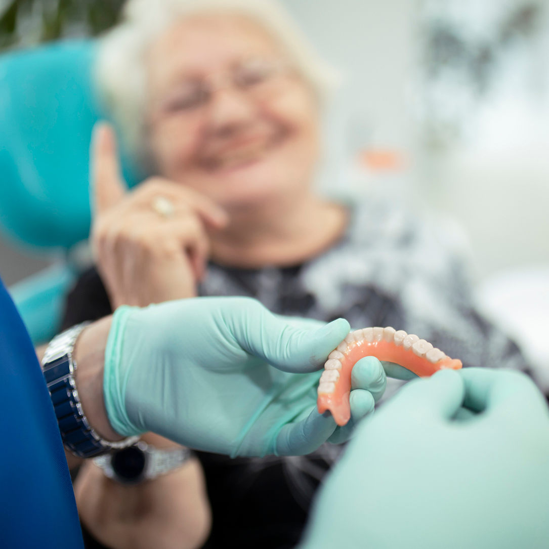 complete dentures